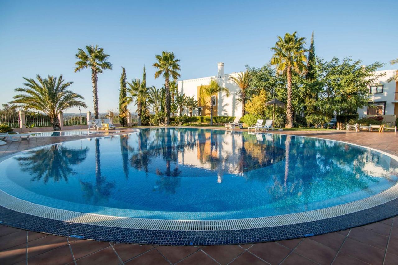 Portimao Elegant House With Pool By Homing Vila Exterior foto